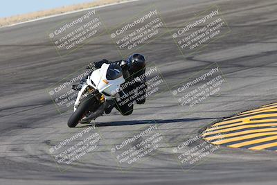 media/Oct-06-2024-Race Pace (Sun) [[d7d39ec7ad]]/9-Bowl Exit (940am)/